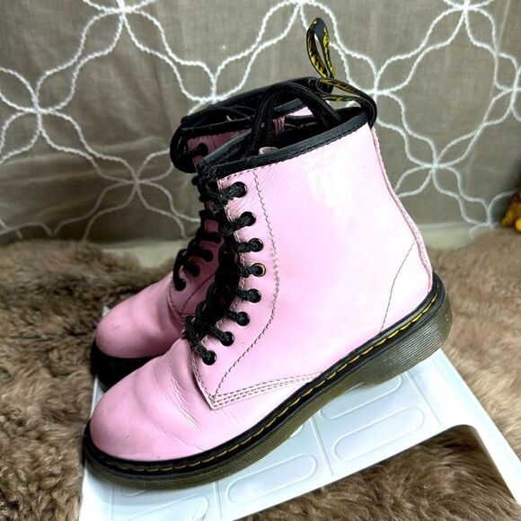 (N1) Dr. Martens Pale Pink Leather Combat Boots, Girl's Size 2